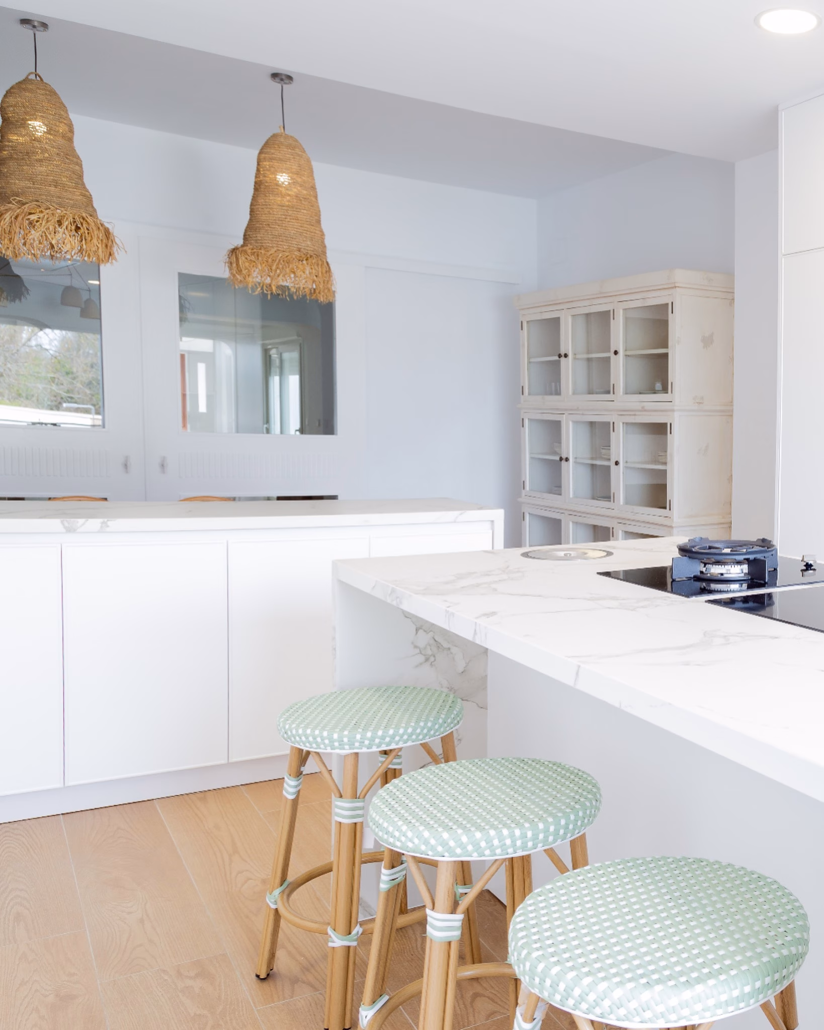 230314_trucos_para_dar_calidez_tu_cocina_blanca_6.-pim2-2000_q