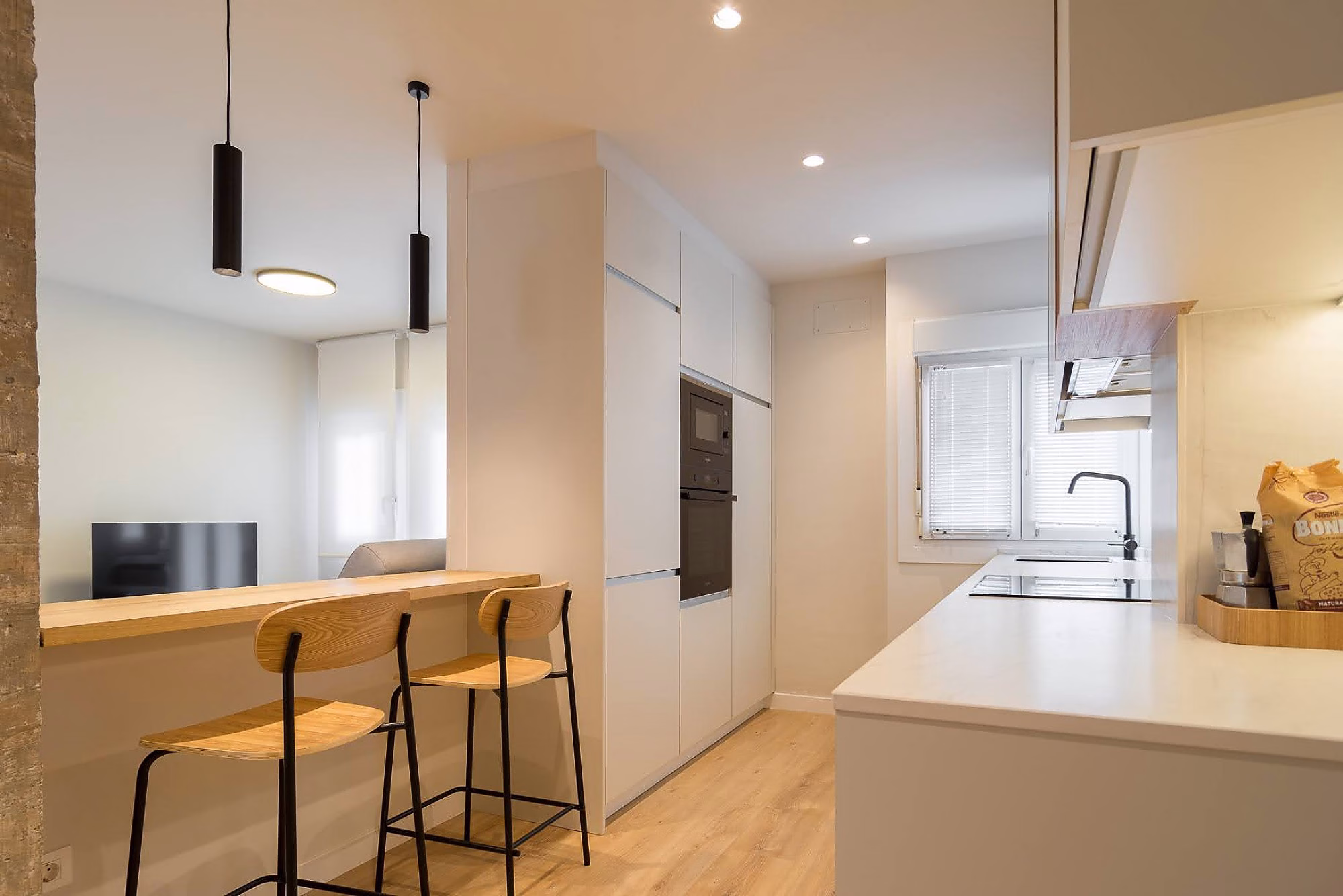 apal_-_vitoria_hueso_y_amazonas_3_1.-pim2-2000_q