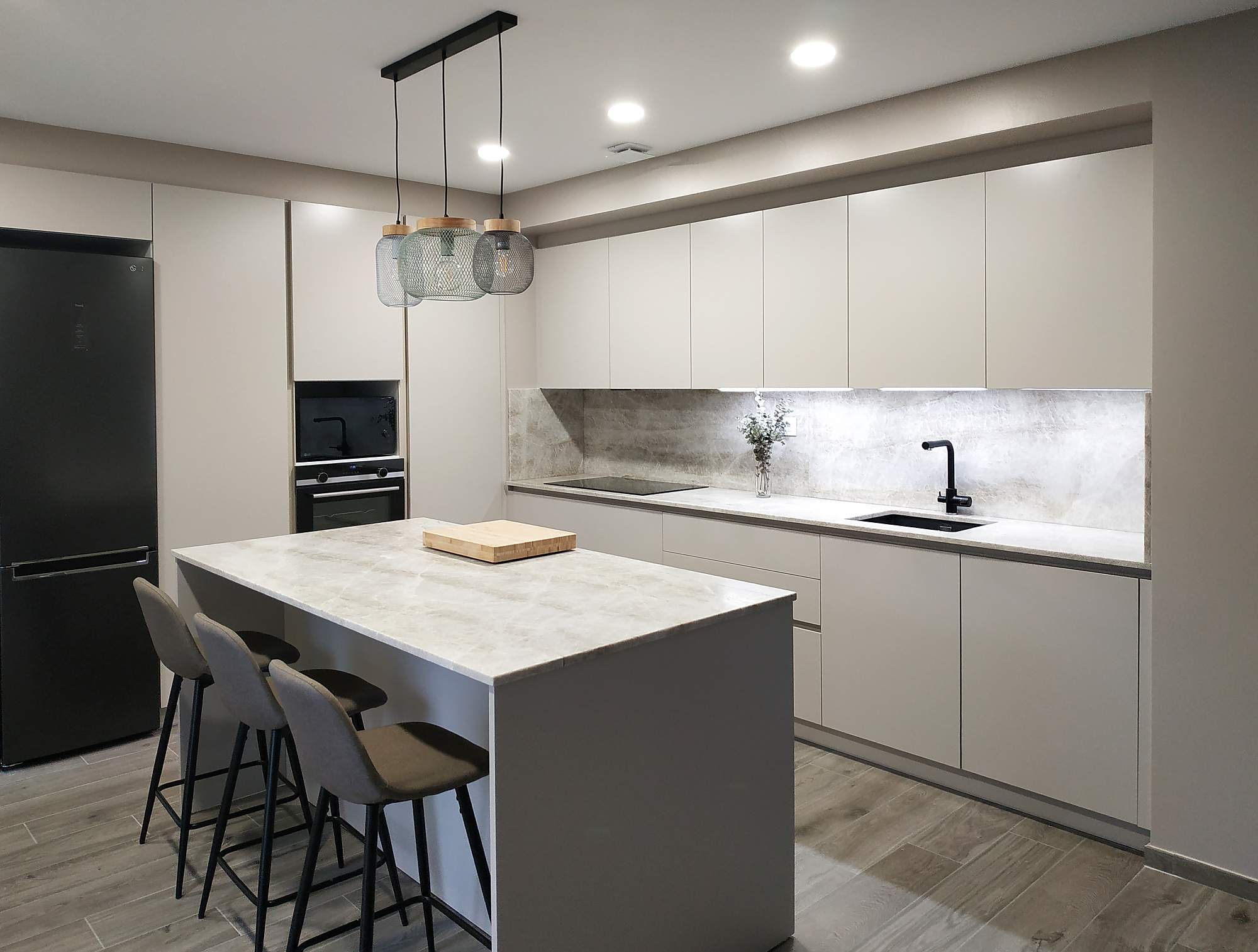 El arte de iluminar la cocina