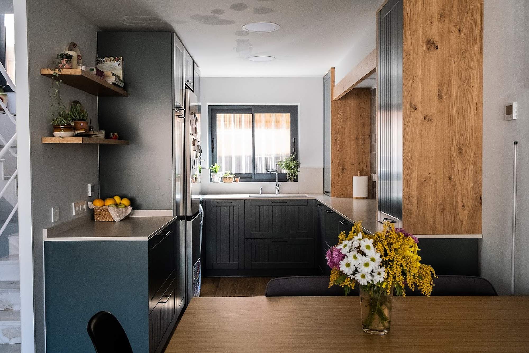 Cozinhas em forma de U: dicas para um bom planeamento da cozinha