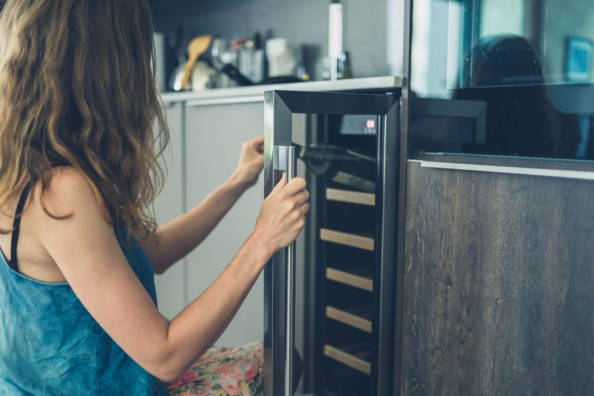 4 ideas para integrar una vinoteca en tu cocina