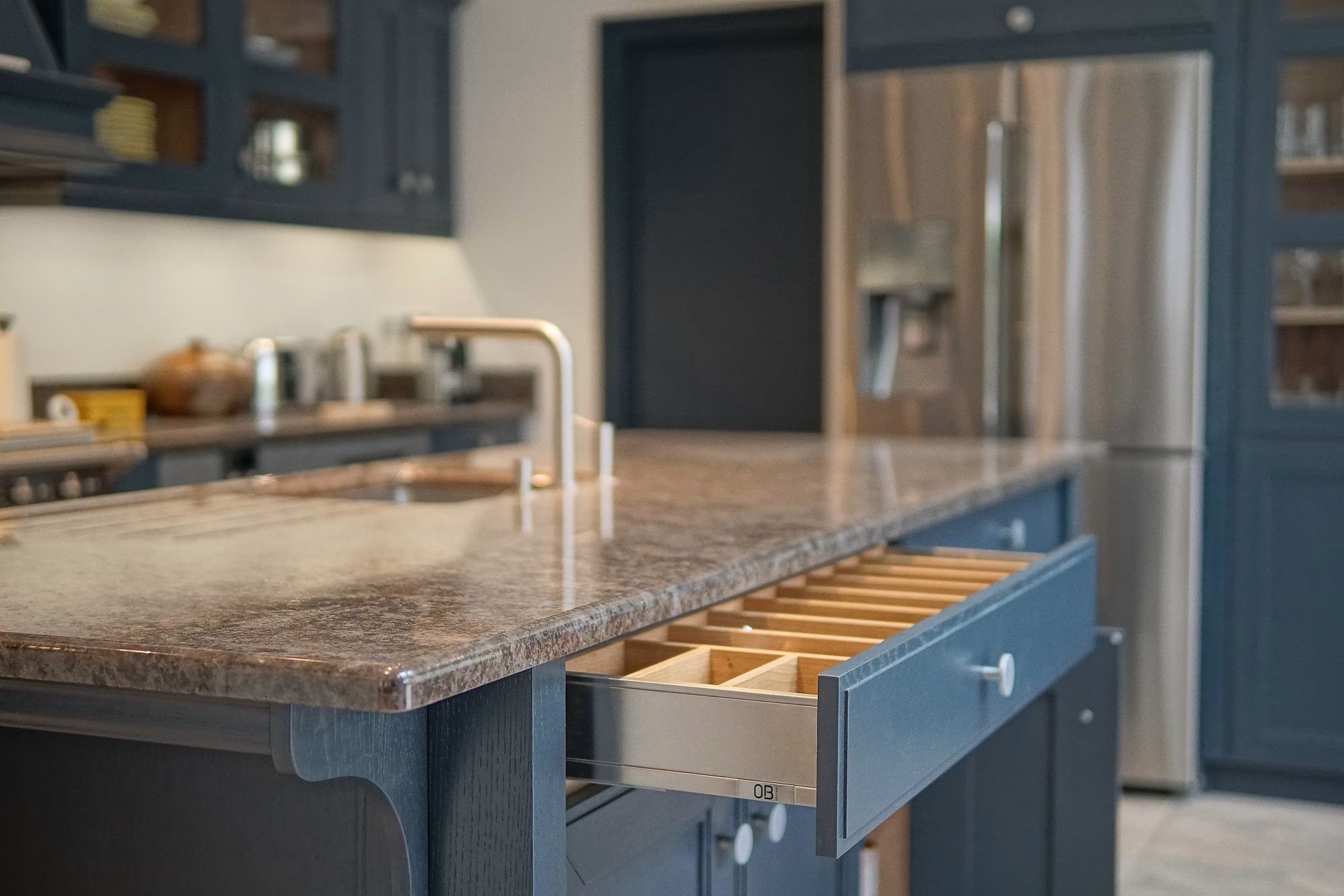 zb0r4kdtxpsl2i7hev6kb6y1jf9wfw-metanwiuanbn-.-pim2-2000_q